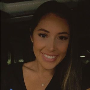 Meet your Posher, Breanna